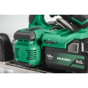 hikoki-c1806dumwpz-pilarka-tarczowa-18v-widok silnika i akumulatora