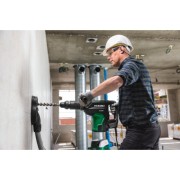 wiercenie w betonie młotowiertarką SDS-Max z odsysaniem pyłu