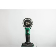 wkretarka hikoki widok od przodu uchwyt wiertarski