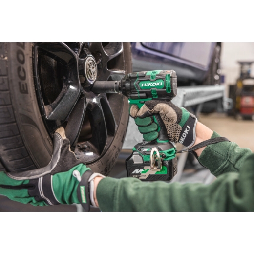 klucz udarowy hikoki praca przy kole samochodu 36v