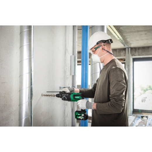 mlotowiertarka hikoki wiercenie w betonie prace instalacyjne