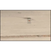Uchwyt sufitowy AAT osadzony w stropie betonowym po wykonaniu montażu