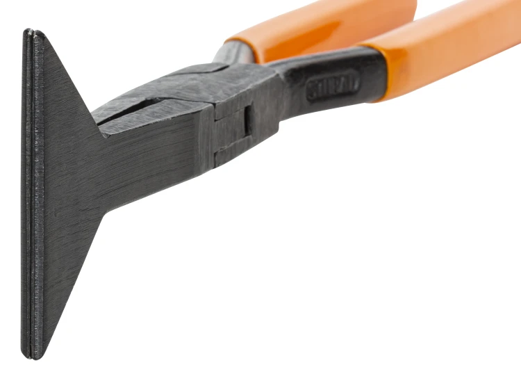 Kleszcze Picard 70910 podczas gięcia i formowania blachy szczękami 80 mm