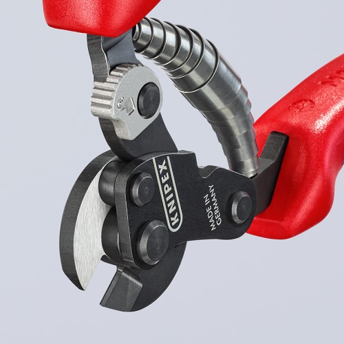 Knipex 95 62 160 – mechanizm tnący i sprężyna rozwierająca nożyc
