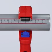Ustawienie miejsca cięcia rury obcinakiem Knipex 90 23 02 BK