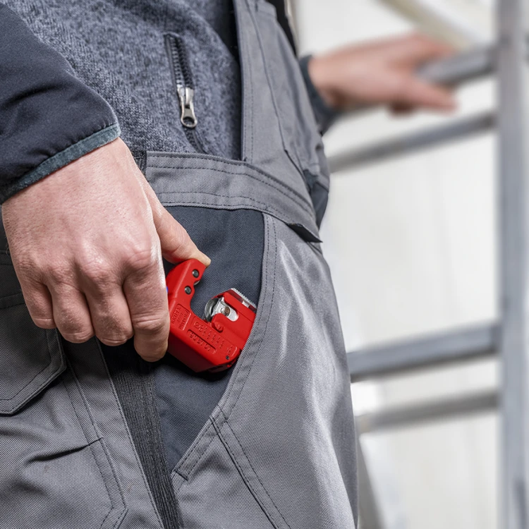 Kompaktowy obcinak do rur Knipex TubiX 90 31 01