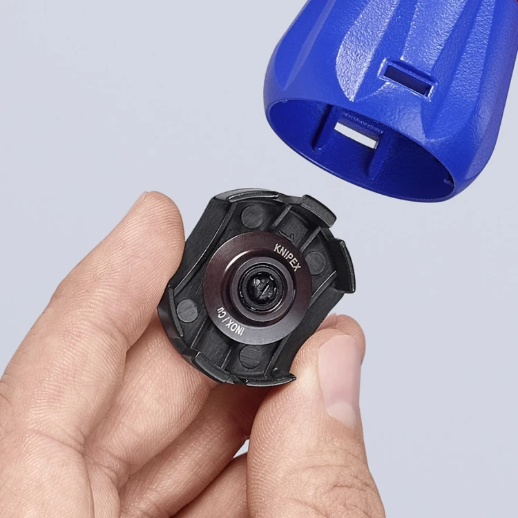 Zapasowe kółko tnące Knipex TubiX XL przechowywane w pokrętle