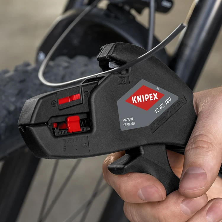 Knipex 12 62 180 automatyczny ściągacz izolacji w praktyce