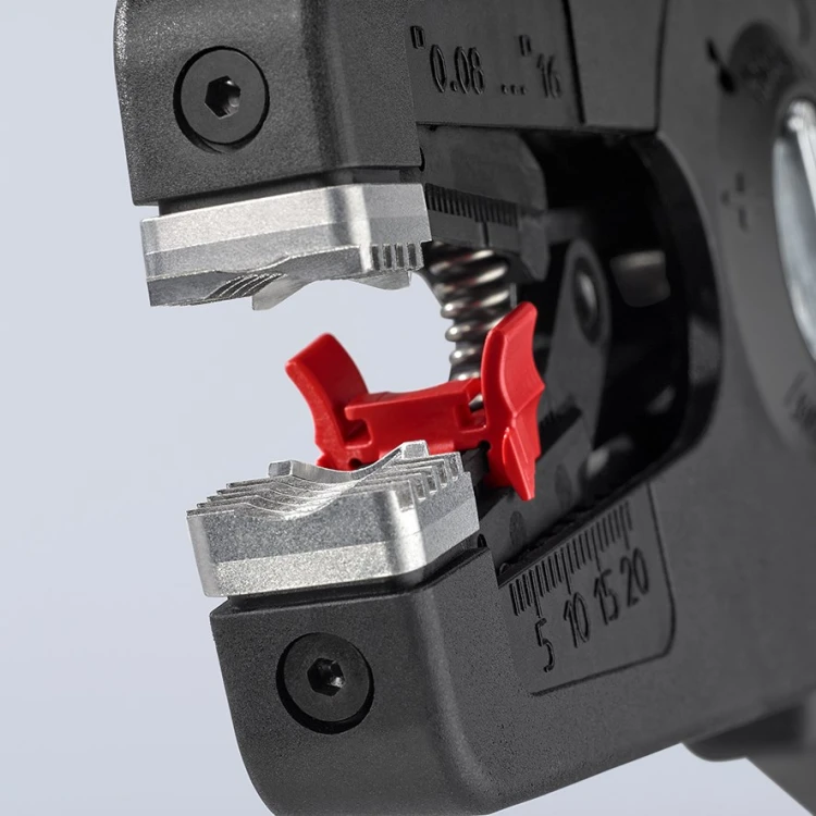 Ściągacz Knipex PreciStrip 16 – paraboliczne ostrza i szczęki robocze