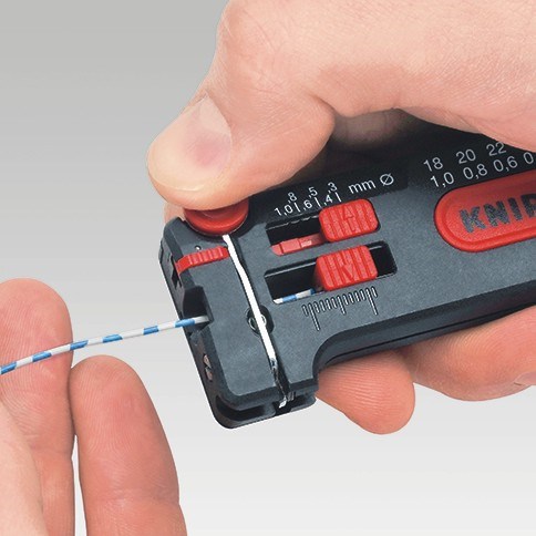 Ściągacz Knipex 12 80 100 – precyzyjne zdejmowanie izolacji z cienkiego przewodu