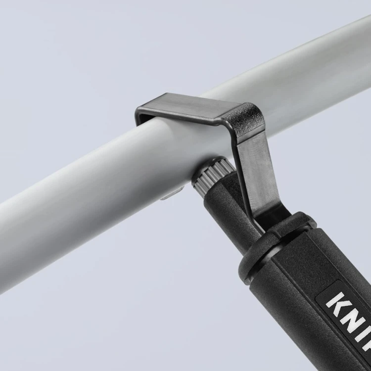 Ściągacz izolacji Knipex 16 30 135 – nacinanie powłoki kabla okrągłego
