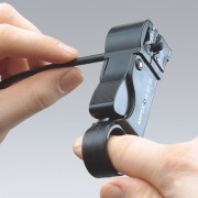Ściągacz Knipex 16 60 05 – przygotowanie kabla koncentrycznego do montażu złącza
